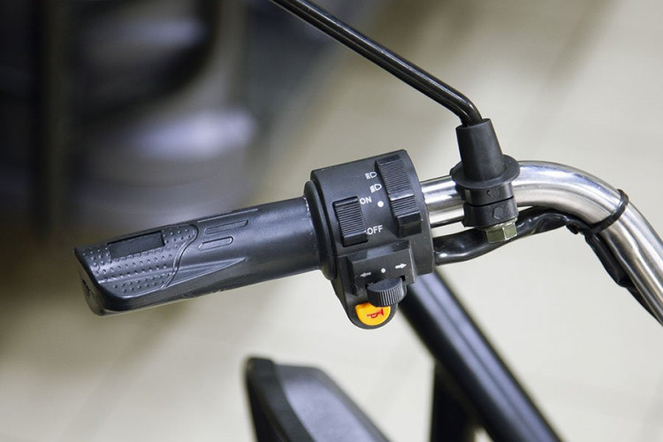 Грузовой электрический трицикл RuTrike Гибрид 1500 в Магнитогорске